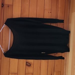 Dynamite • criss cross tie up | L